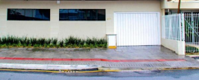 Apartamentos na praia central a 600m Mar